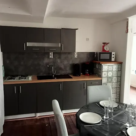 Apartment Close To Beaches And Bayeux Tour-en-Bessin